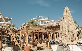 Jacksons Sea View Living